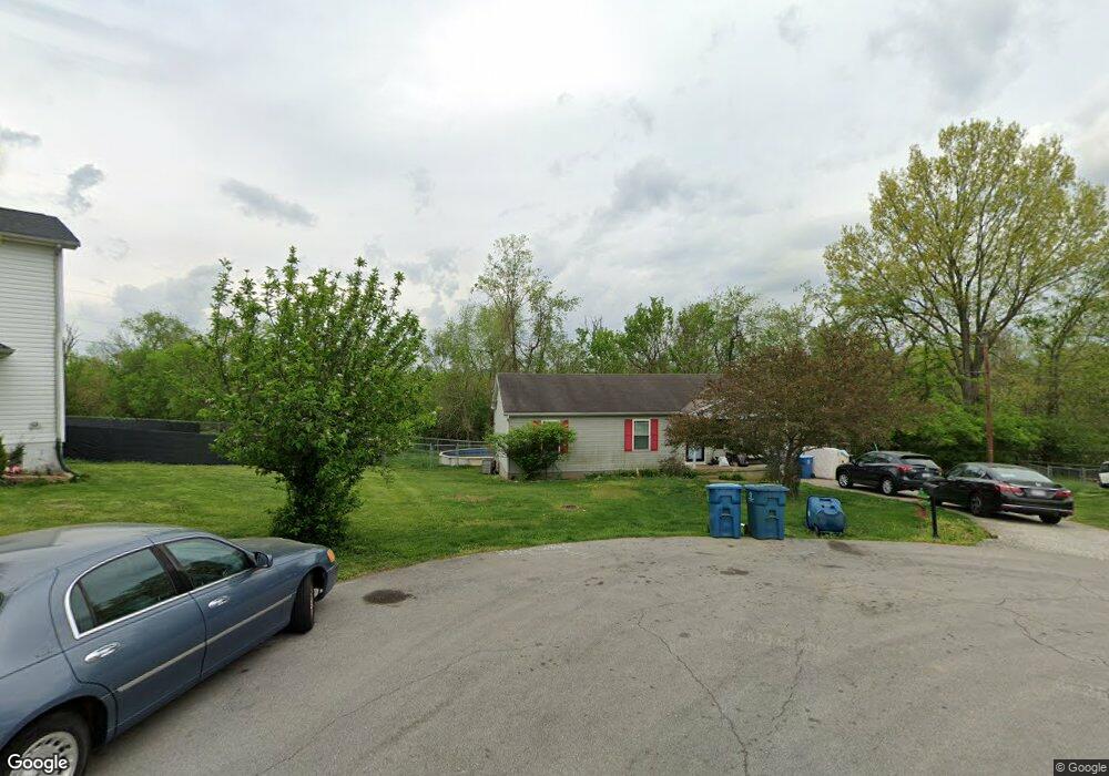 1027 Pinewood Ct, Lawrenceburg, KY 40342 - photo 1