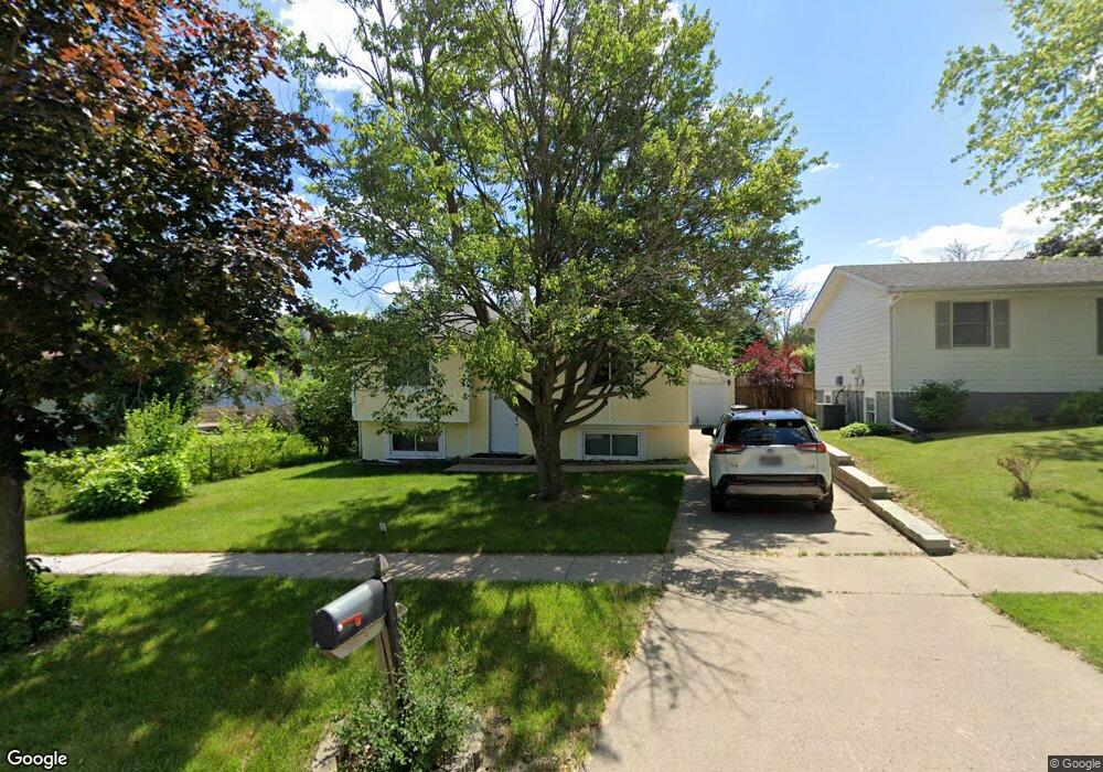 3705 SE 23rd St, Des Moines, IA 50320 - photo 1