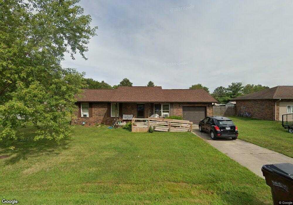 12523 S Hillview Rd, Columbus, IN 47201 - photo 1