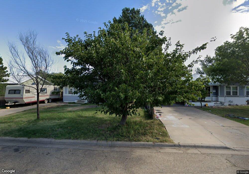 204 Cherry Ave, Dumas, TX 79029 - photo 1