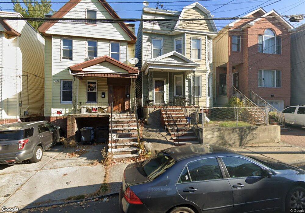 160 Orient Ave, Jersey City, NJ 07305 - photo 1