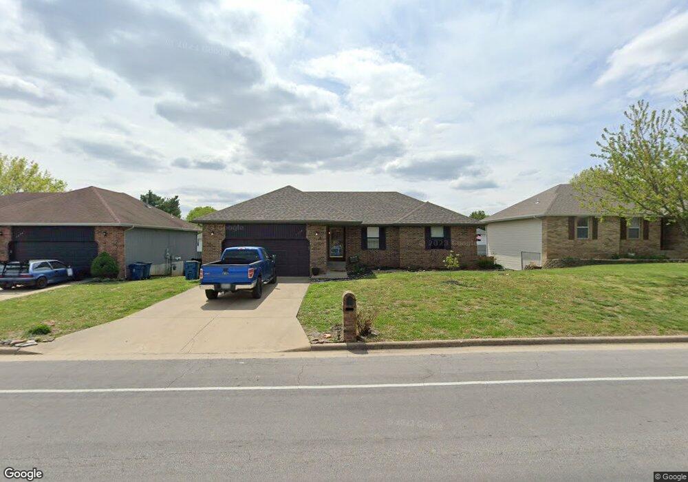 1218 Butterfield Dr, Nixa, MO 65714 - photo 1