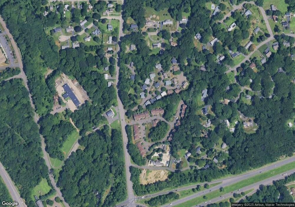 306 Stonebridge Ln, Trumbull, CT 06611 - photo 1