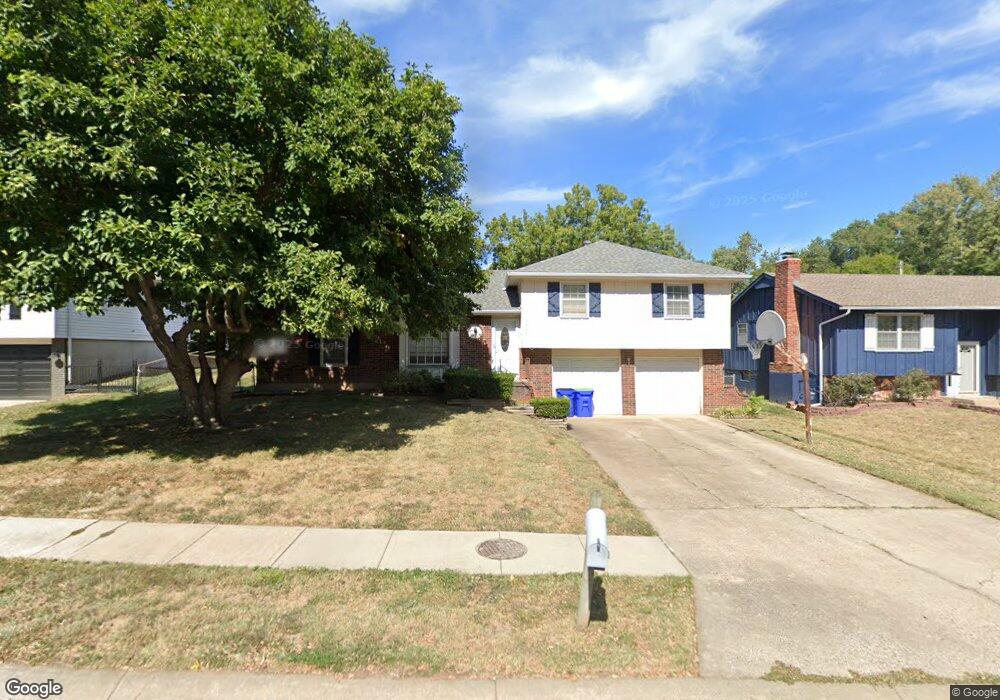 13406 W 61st Terrace, Shawnee, KS 66216 - photo 1