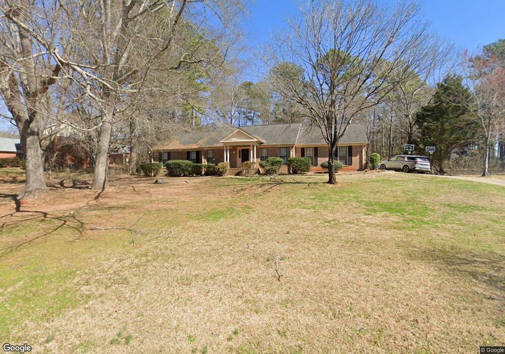 1060 Twin Lakes Rd, Athens, GA 30606 - photo 1