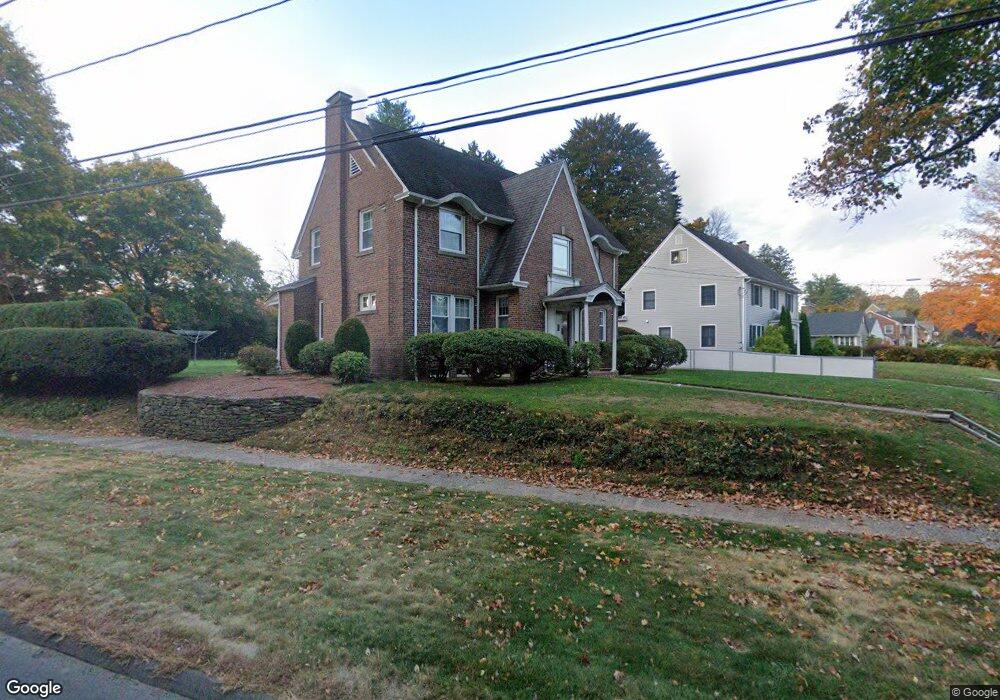 4 Dover Rd, New Britain, CT 06052 - photo 1