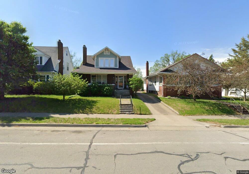 932 W Rollins St, Moberly, MO 65270 - photo 1