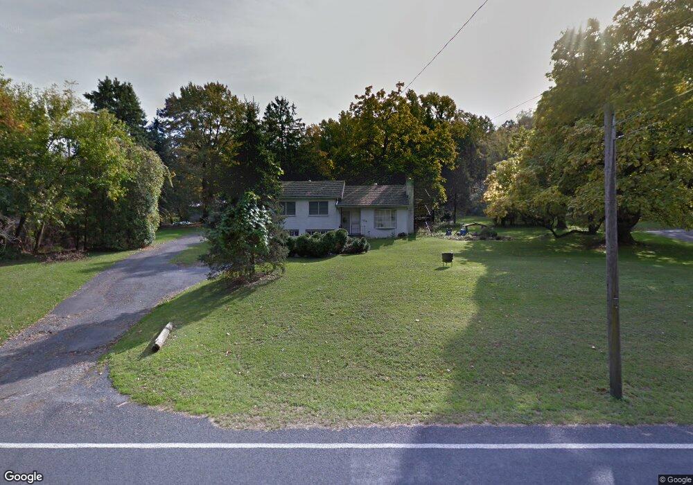 1726 Mount Laurel Rd, Temple, PA 19560 - photo 1