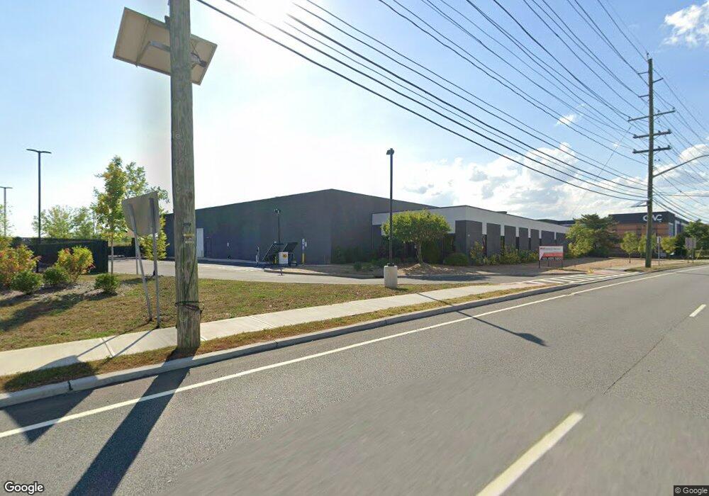 890 Paterson Plank Rd, East Rutherford, NJ 07073 - photo 1