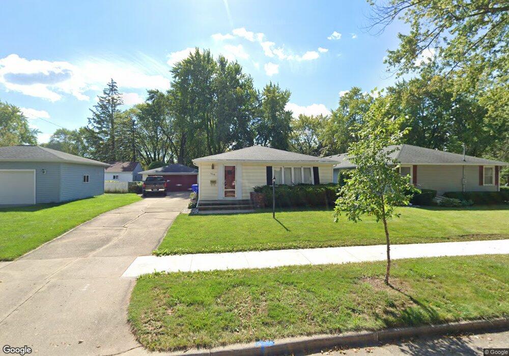 1313 W Taylor St, Appleton, WI 54914 - photo 1