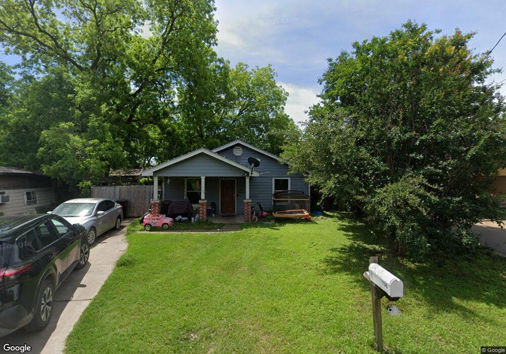 138 Peacock St, Cleburne, TX 76031 - photo 1