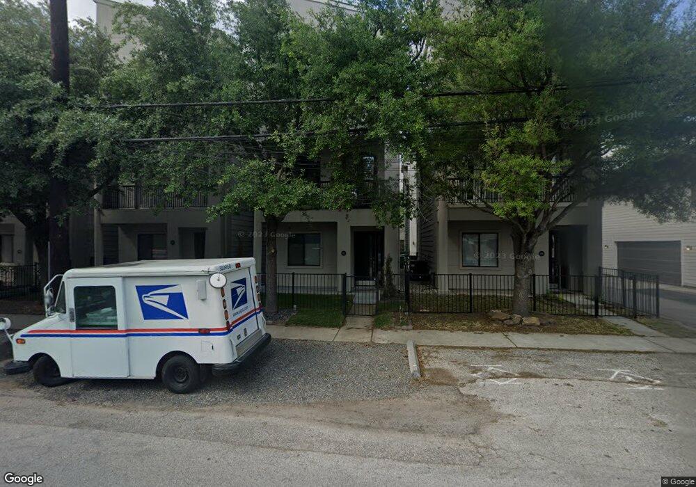 623 W 8th St, Houston, TX 77007 - photo 1