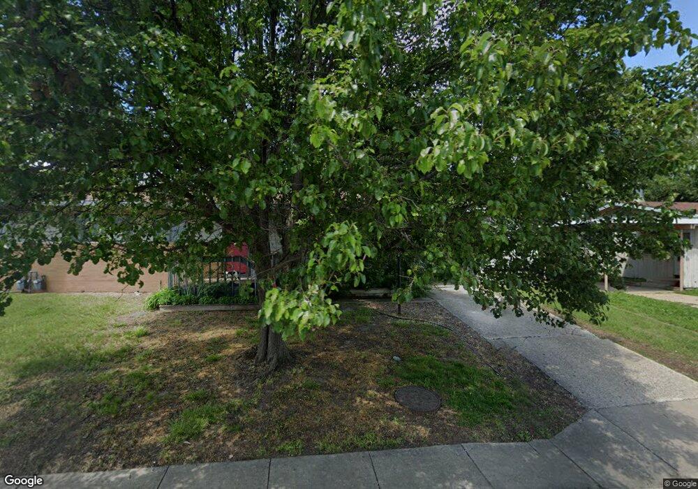 2114 SW 72nd St, Topeka, KS 66619 - photo 1