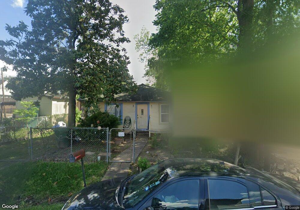207 Pheasant St, Houston, TX 77018 - photo 1