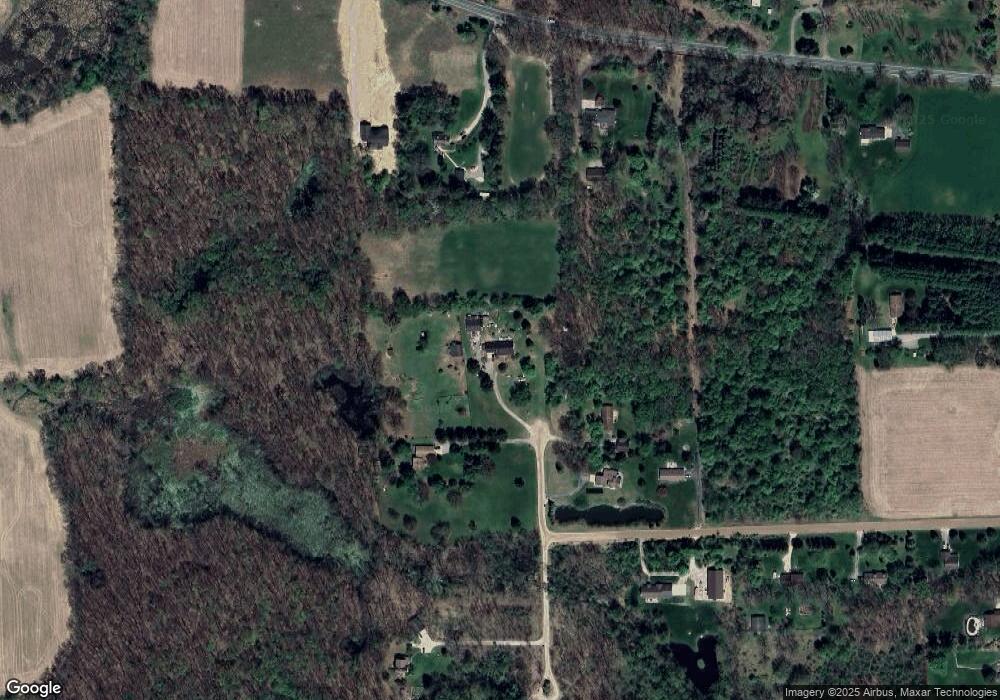 10177 Arnold Dr, Dexter, MI 48130 - photo 1