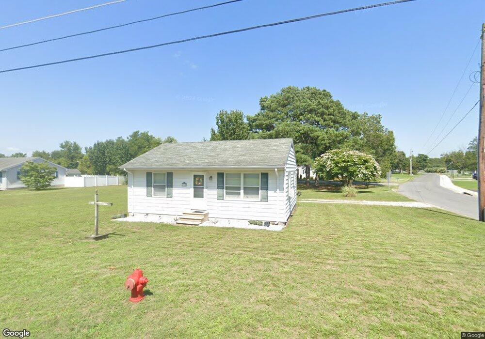 605 Taylor St, Sharptown, MD 21861 - photo 1