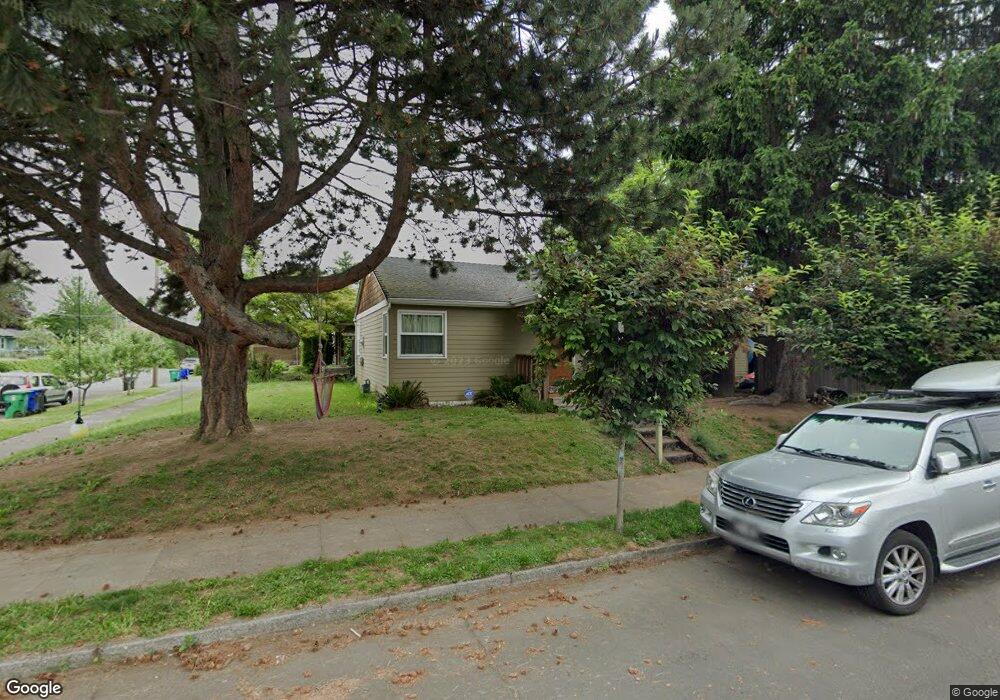 877 N Winchell St, Portland, OR 97217 - photo 1