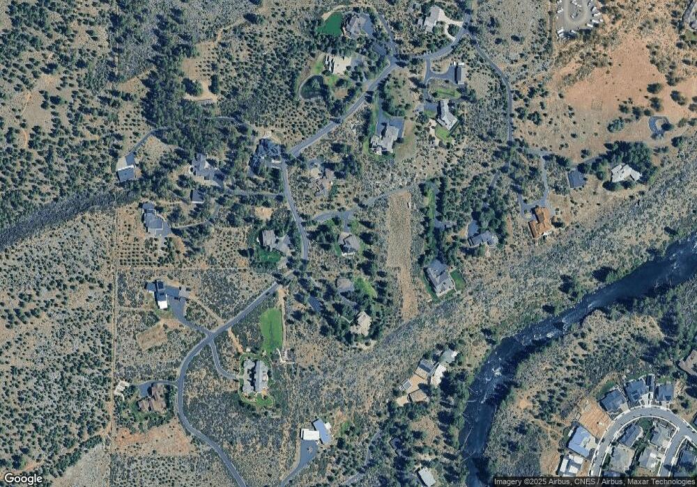 61018 Bachelor View Rd, Bend, OR 97702 - photo 1