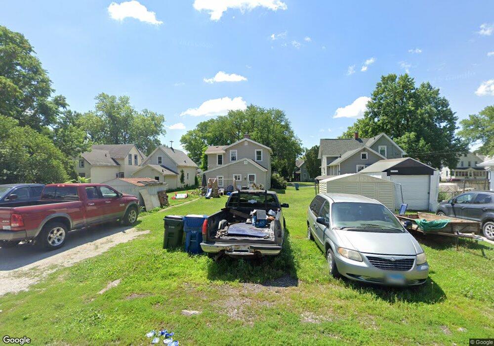 1908 W 2nd St, Davenport, IA 52802 - photo 1