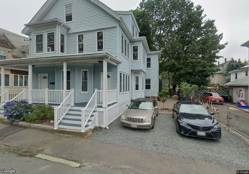 11 Laurel St, Salem, MA 01970 - photo 1