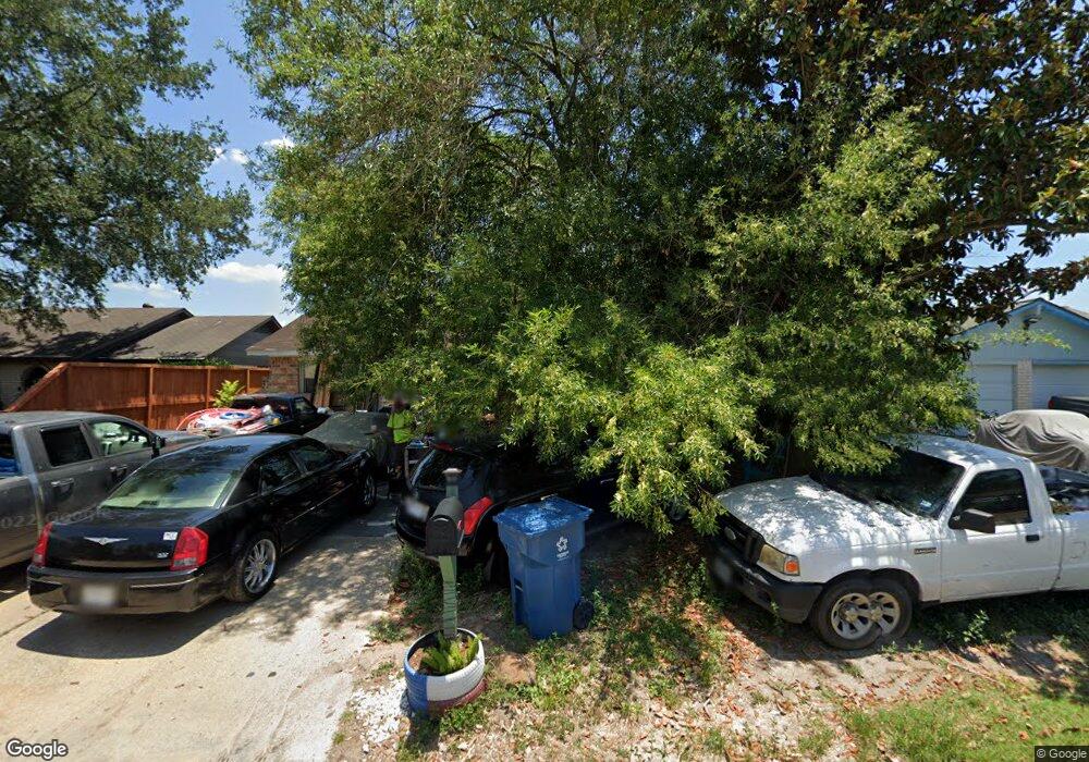 8838 Bisley Ln, Houston, TX 77088 - photo 1