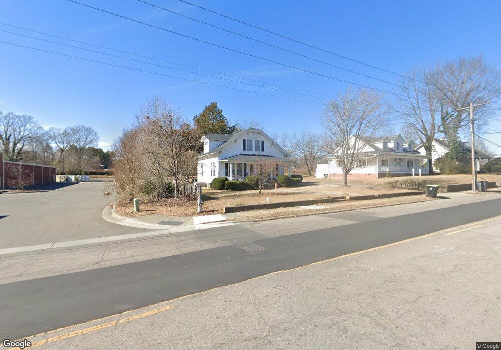 909 College St, Oxford, NC 27565 - photo 1