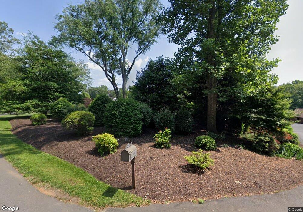 12209 Thoroughbred Rd, Herndon, VA 20171 - photo 1