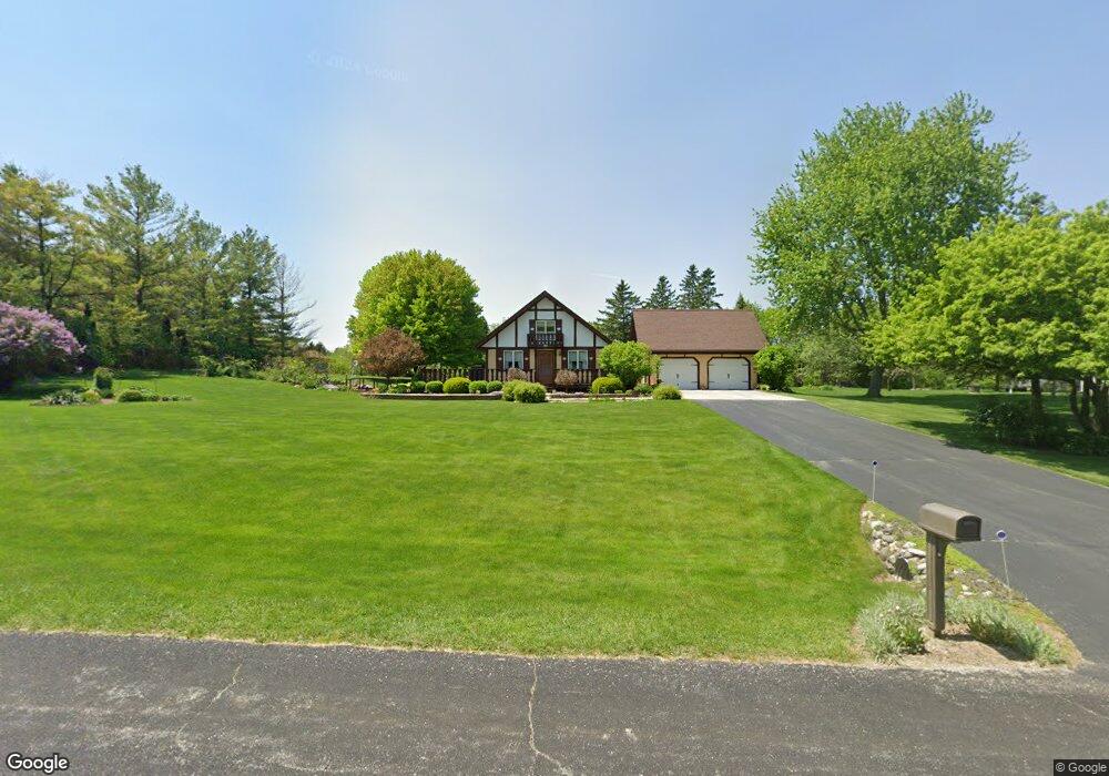 7525 Northpoint Ct, Kewaskum, WI 53040 - photo 1