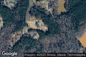 707 Lakeview Dr, Newborn, GA 30056