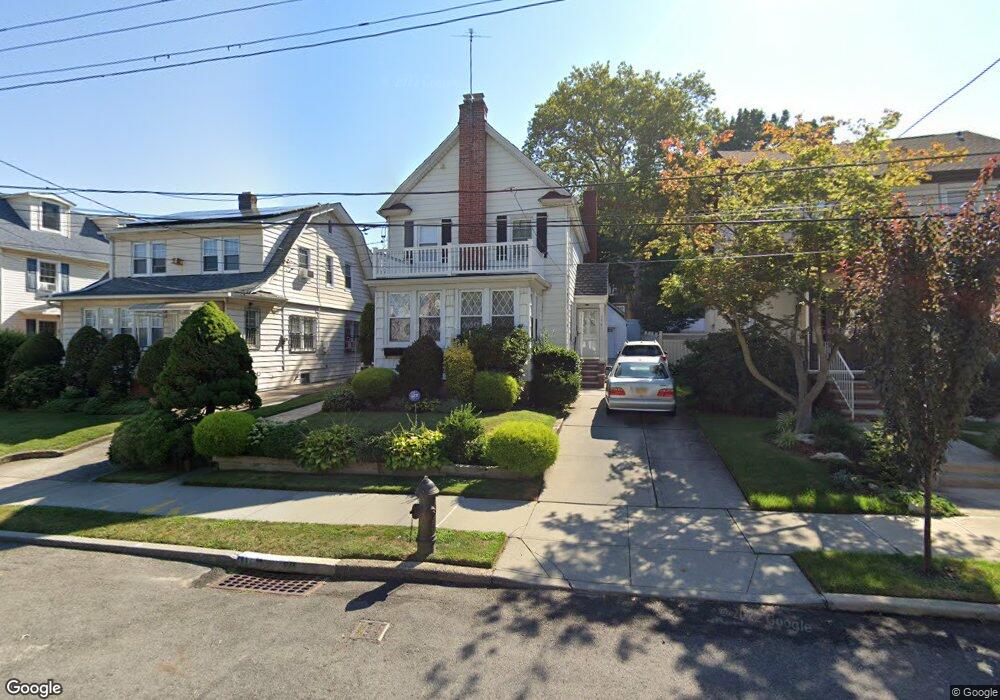 3341 167th St, Flushing, NY 11358 - photo 1