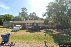 302 N 8th St, Comanche, OK 73529