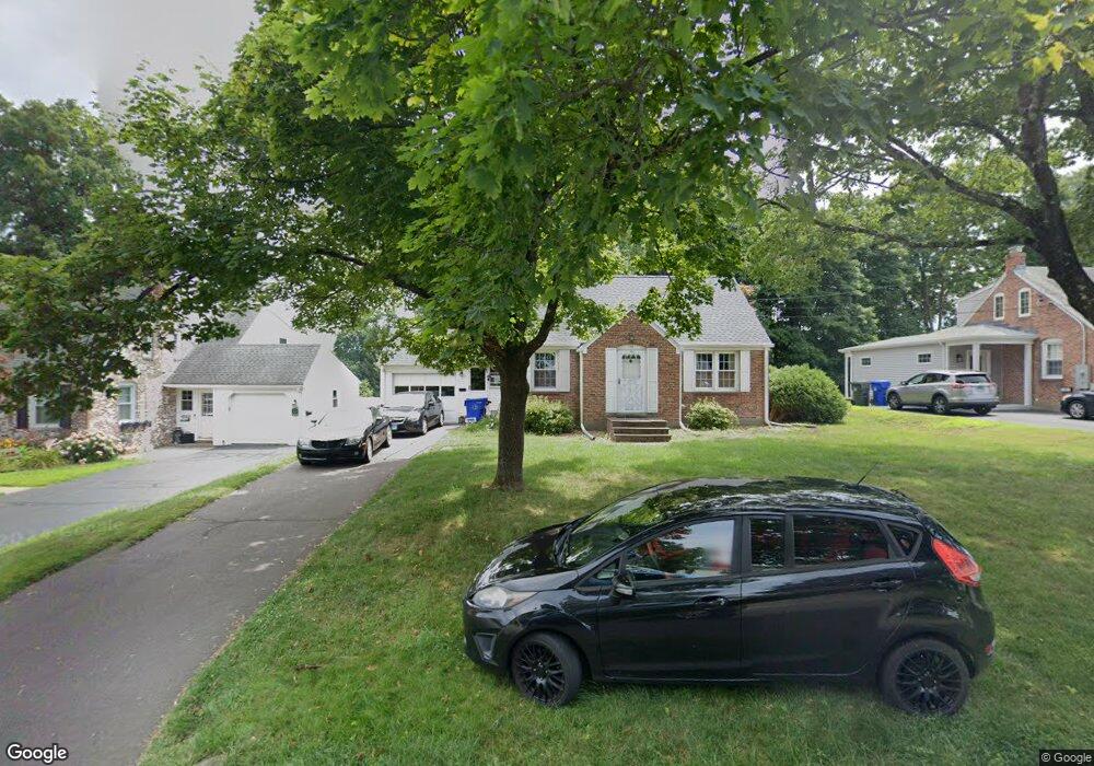 105 Goodale Dr, Newington, CT 06111 - photo 1