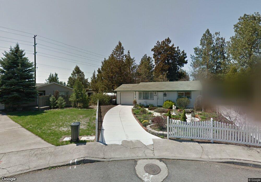 935 SE Polaris Ct, Bend, OR 97702 - photo 1