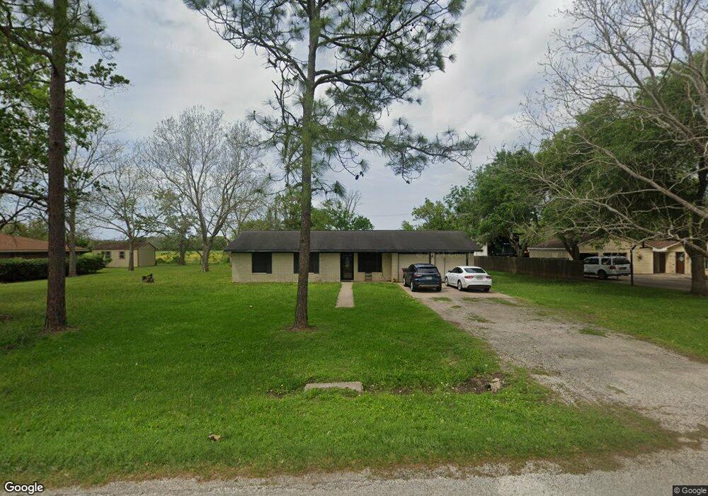 174 Brazos Dr, Bay City, TX 77414 - photo 1