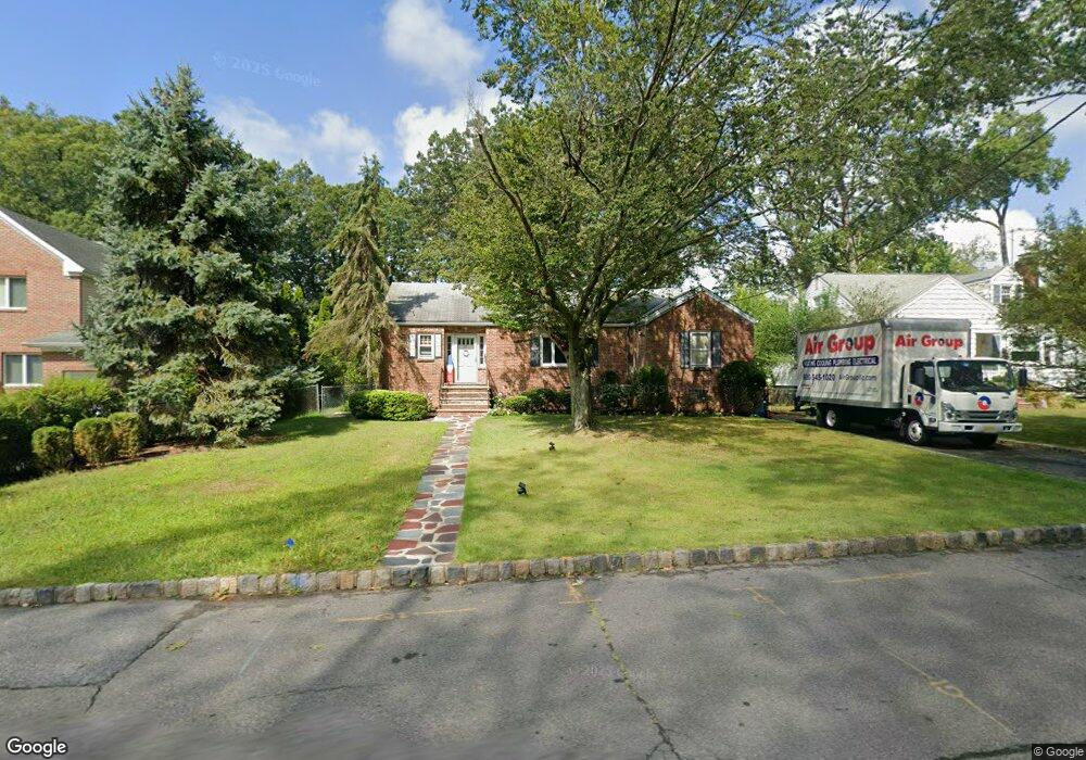 47 Hazelwood Ave, Livingston, NJ 07039 - photo 1