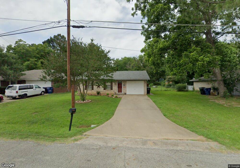 927 Dubois St, Denison, TX 75020 - photo 1
