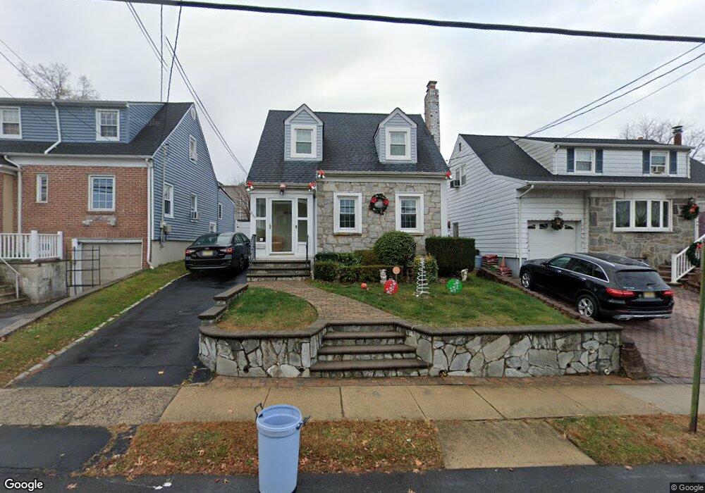 2136 Vauxhall Rd, Union, NJ 07083 - photo 1