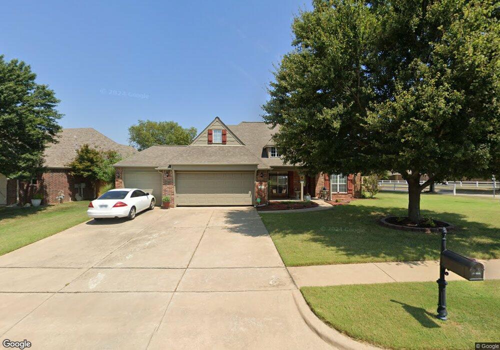 7320 E Jackson Place, Broken Arrow, OK 74014 - photo 1