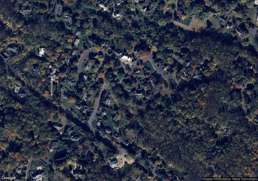 945 Kimberwicke Rd, McLean, VA 22102 - photo 1