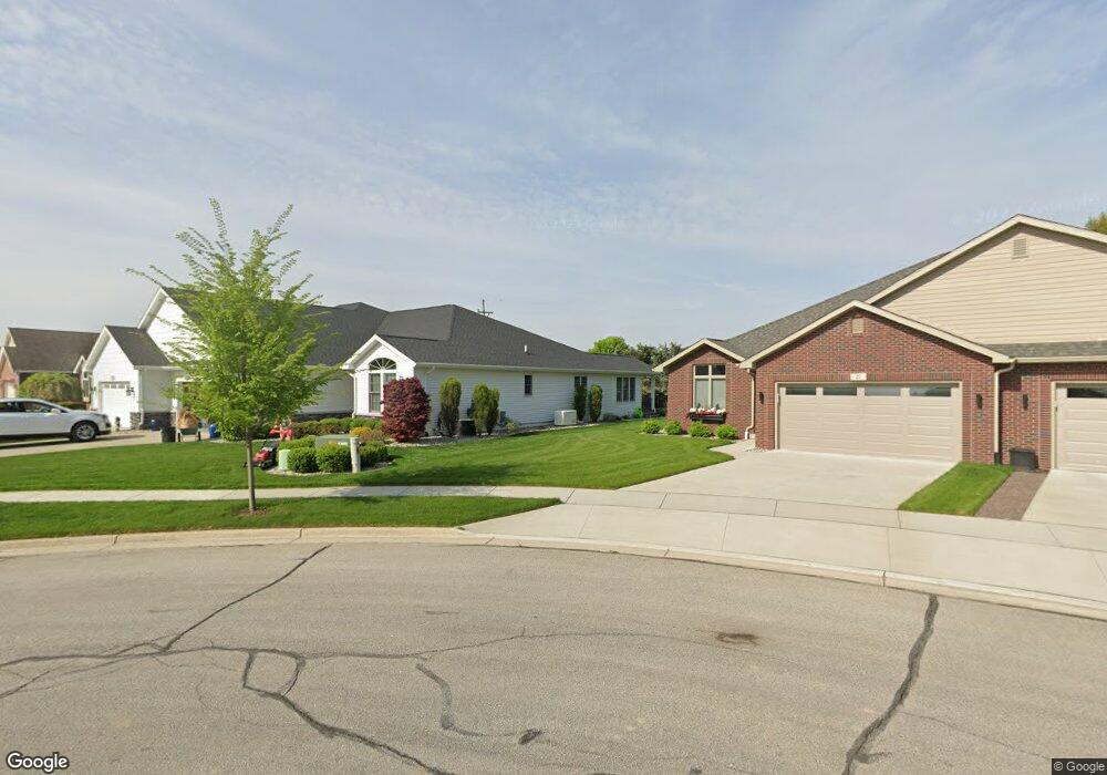 613 Summergreen Dr, Frankenmuth, MI 48734 - photo 1