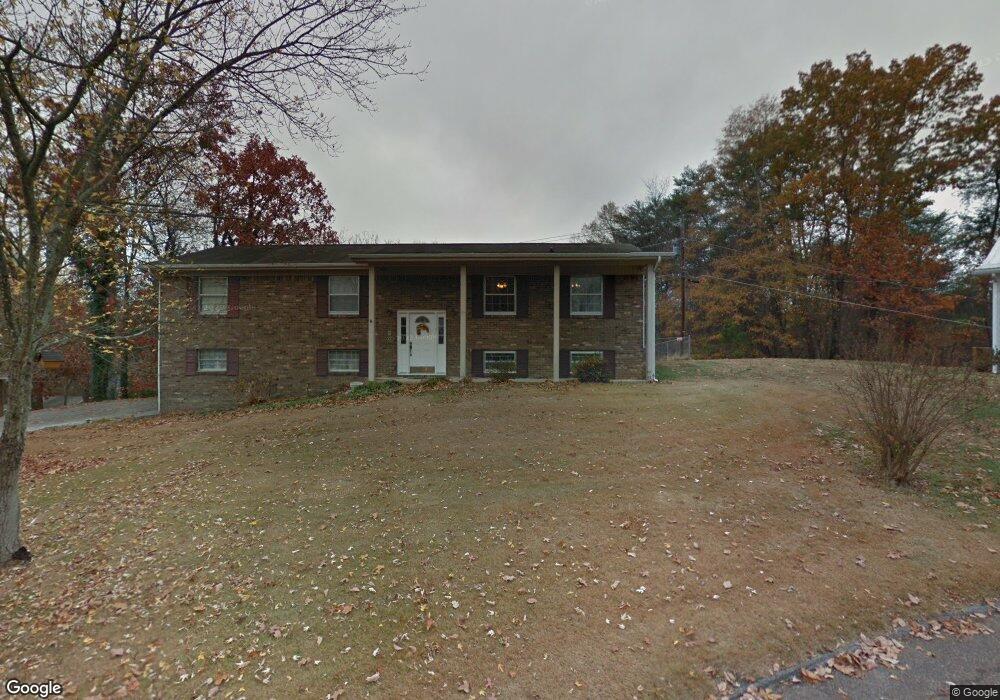 534 Tree Top Ln, Hixson, TN 37343 - photo 1