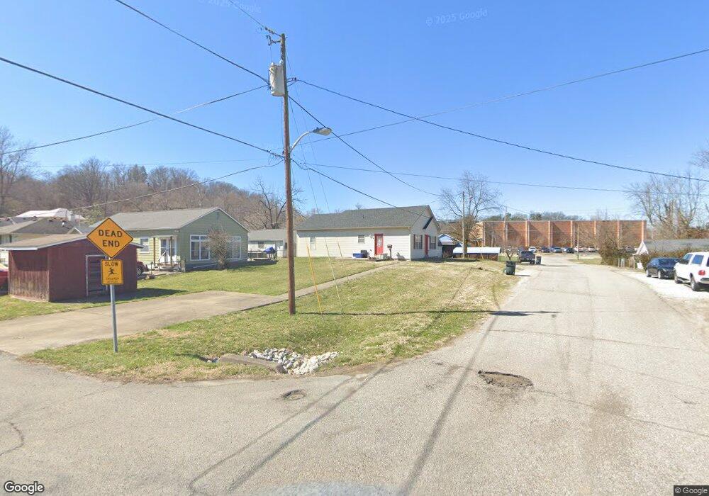 902 Cedar St, New Albany, IN 47150 - photo 1