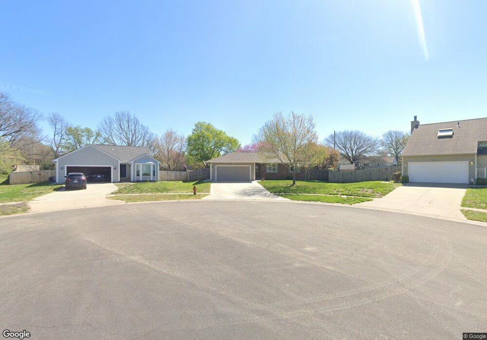 3316 SW Maupin Ct, Topeka, KS 66614 - photo 1
