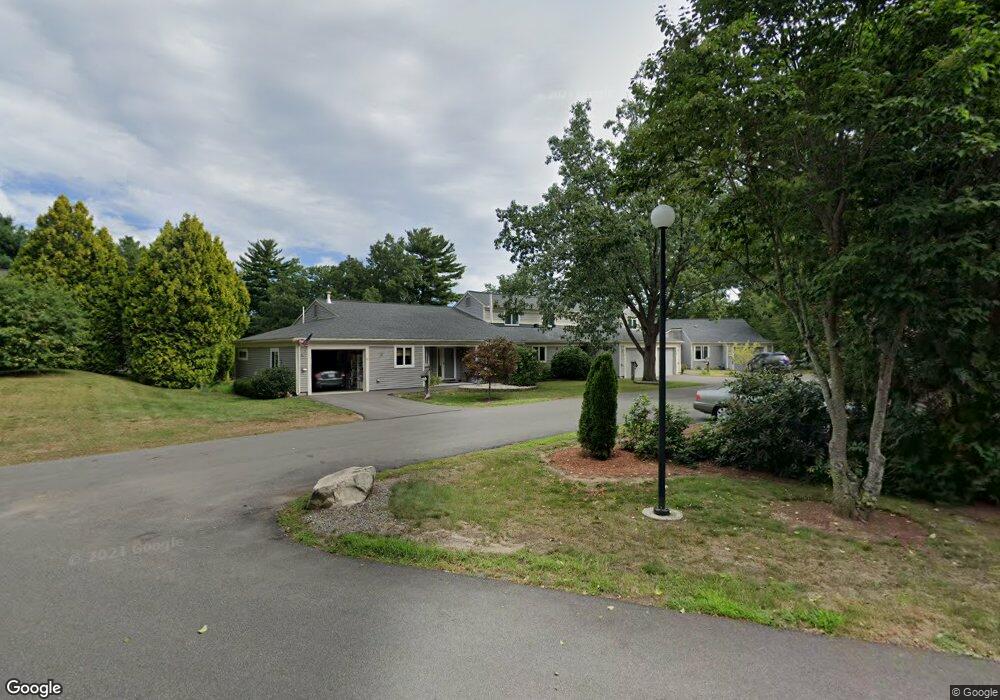 61 Walden Pond Dr, Nashua, NH 03064 - photo 1