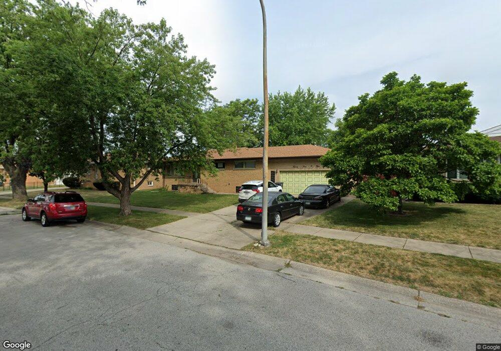 2304 Purdue Dr, East Chicago, IN 46312 - photo 1