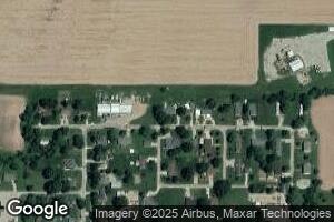 402 E North 2nd St, Stewardson, IL 62463