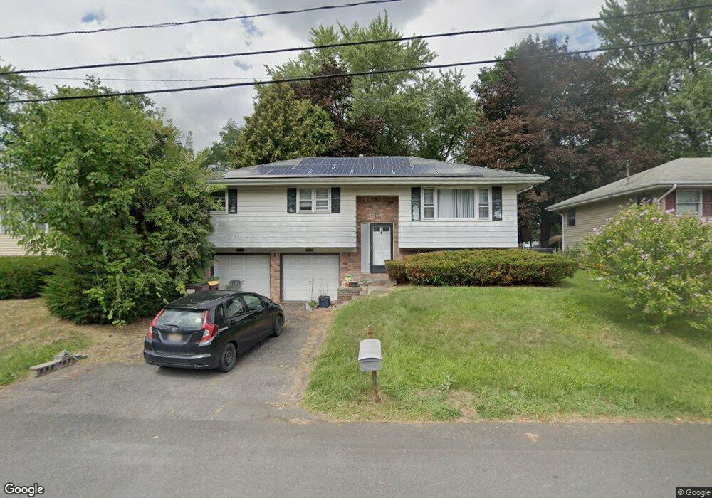 7 Chestnut Ct, Rensselaer, NY 12144 - photo 1