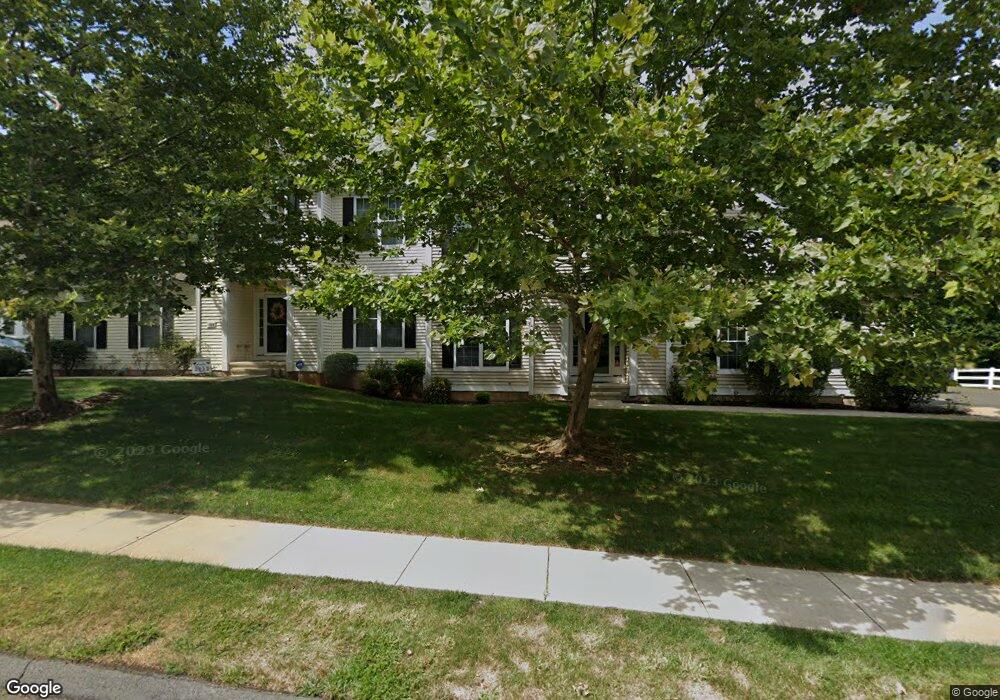 152 Sterling Dr, Newington, CT 06111 - photo 1