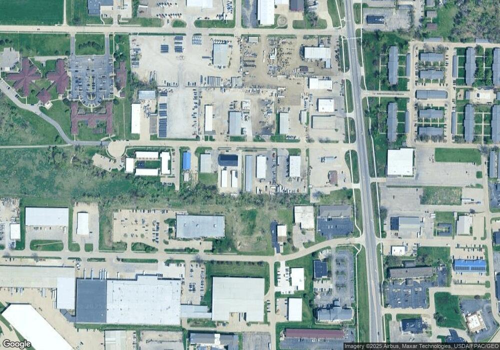 667 31st Ave SW, Cedar Rapids, IA 52404 - photo 1