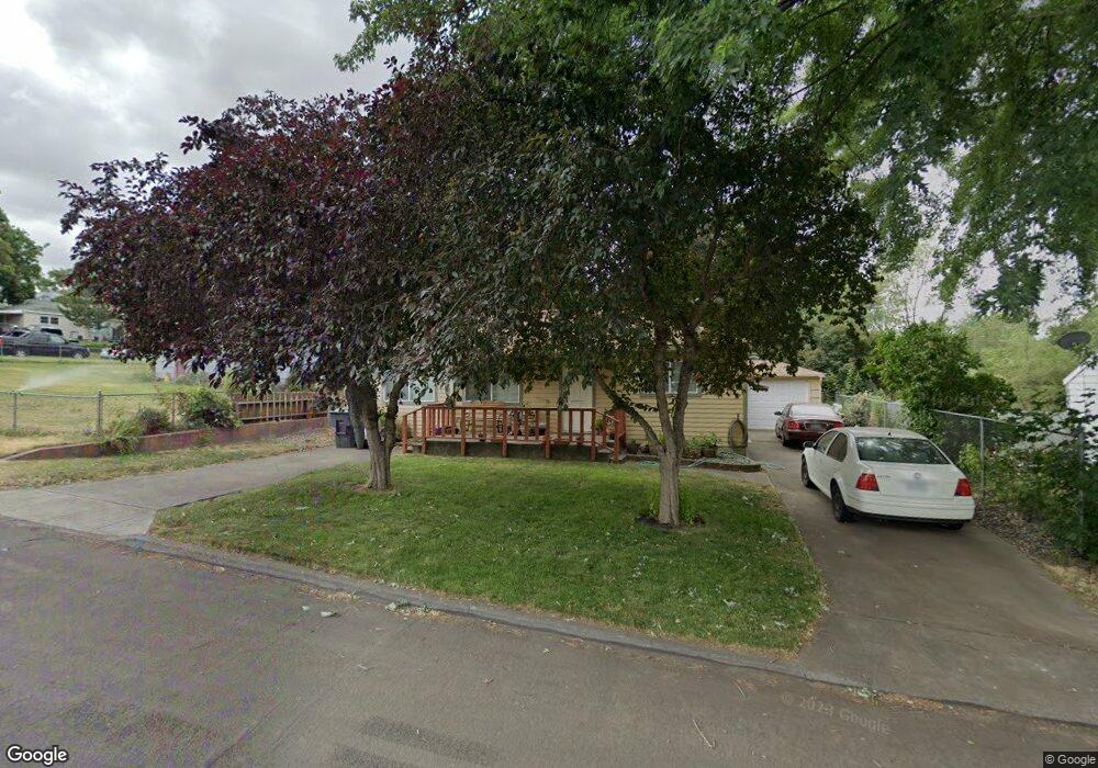 3008 SW Jay Ave, Pendleton, OR 97801 - photo 1